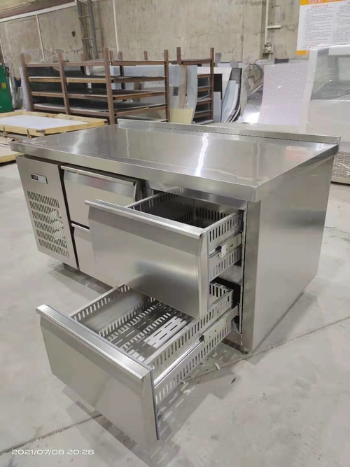 последний случай компании о Подгонянный! Охладитель 5ft Undercounter 4 ящиков для украинского клиента